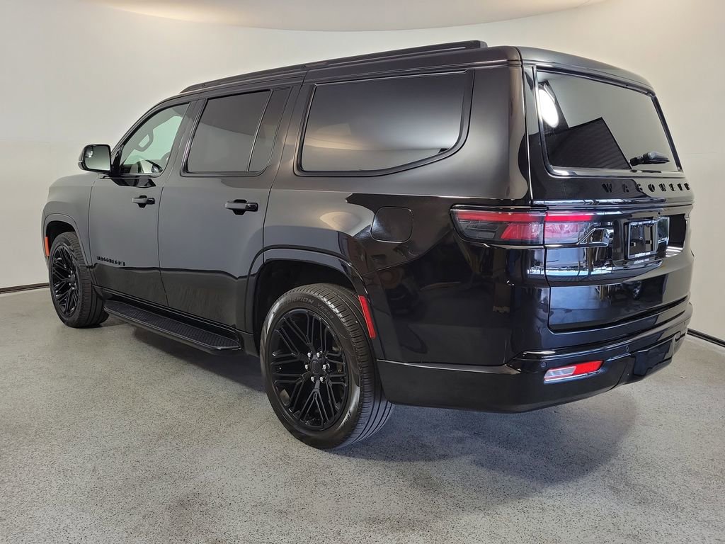 Used 2024 Jeep Wagoneer Series II AWD/4WD image 5