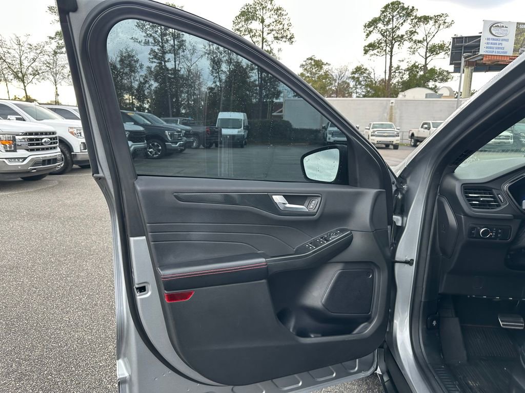 Used 2023 Ford Escape ST-Line w/ Tech Pack #1 image 20