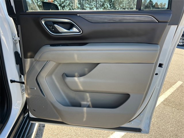 Used 2021 GMC Yukon XL SLT image 16