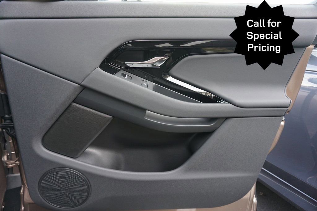 New 2025 Land Rover Range Rover Evoque S image 20