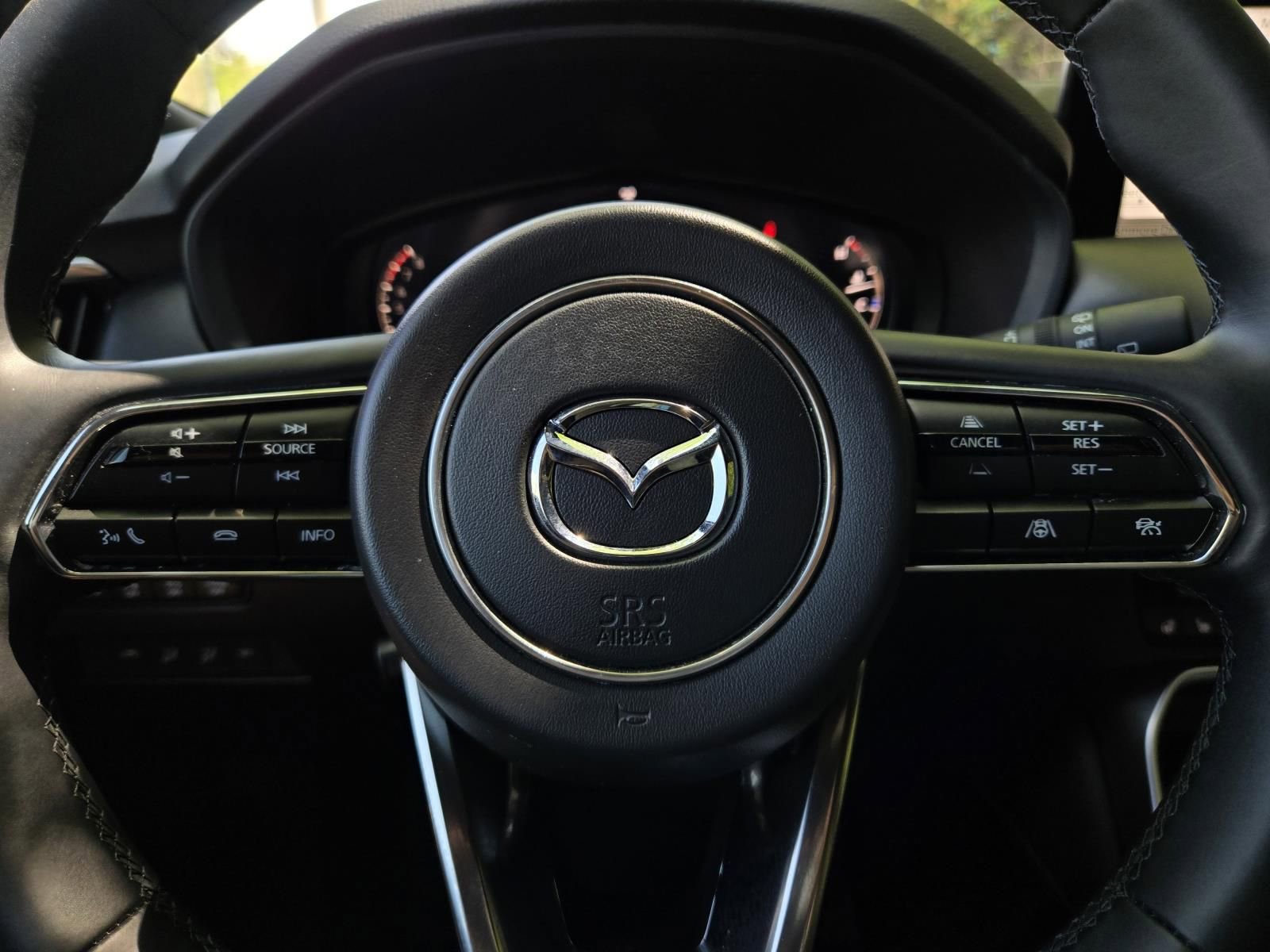 Certified 2025 MAZDA CX-70 3.3 Turbo S w/ Premium Package image 32