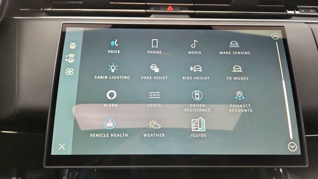 Used 2025 Land Rover Range Rover Sport SE image 53