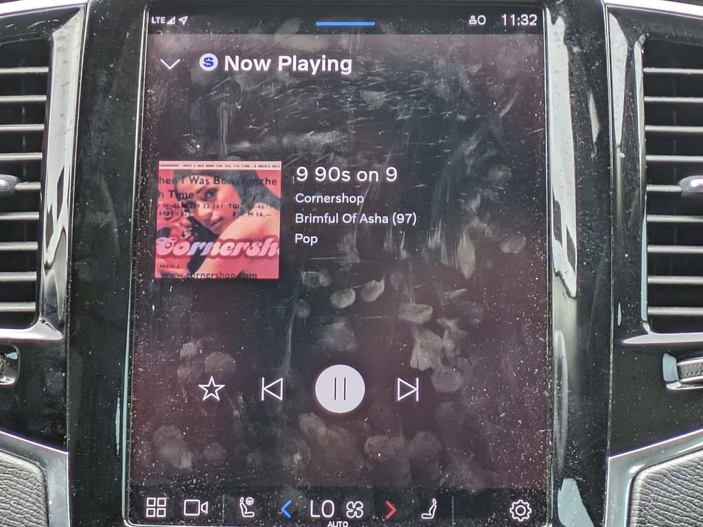 Certified 2023 Volvo XC90 T8 Plus w/ Protection Package Premier image 17