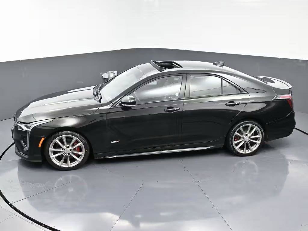 Used 2023 Cadillac CT4 V image 2