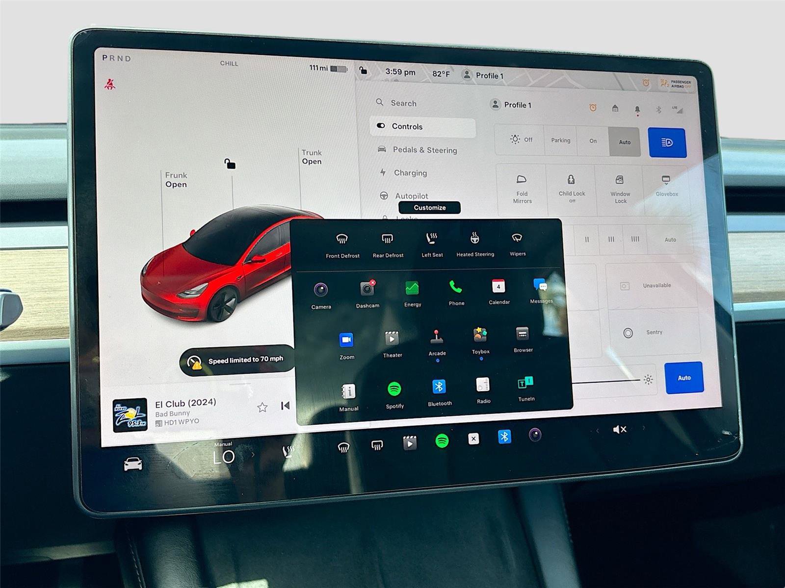 Used 2023 Tesla Model 3 Standard Range image 15