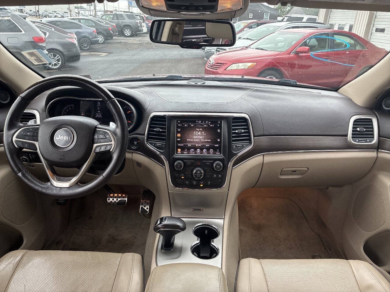 Used 2014 Jeep Grand Cherokee Overland AWD/4WD image 15
