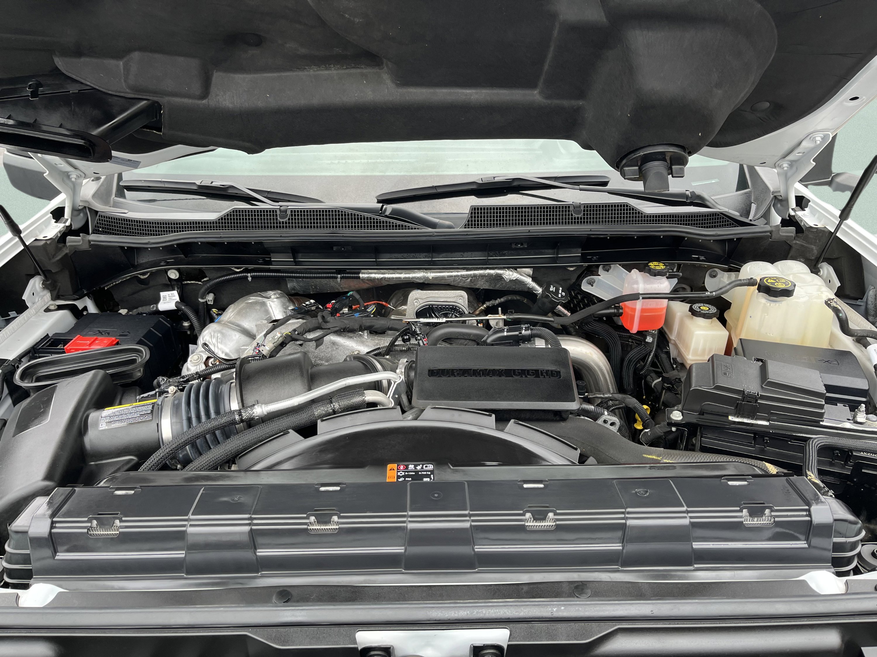 Used 2024 Chevrolet Silverado 2500 LT image 10