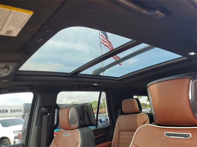 Used 2023 GMC Yukon Denali Ultimate w/ LPO, Floor Liner Package image 33
