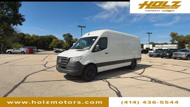 Used 2025 Mercedes-Benz Sprinter 2500 image 6