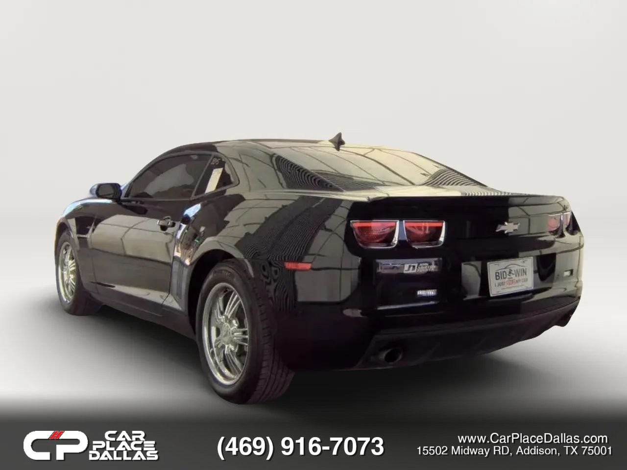 Used 2010 Chevrolet Camaro LT w/ RS Package RWD image 4