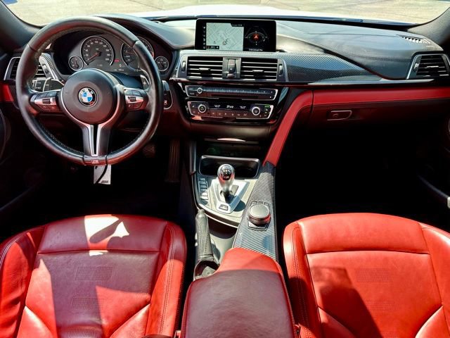 Used 2018 BMW M4 Coupe RWD image 18