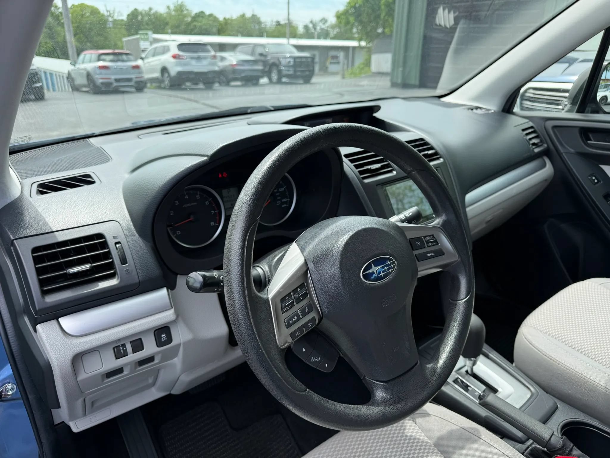 Used 2015 Subaru Forester 2.5i w/ Alloy Wheel Package AWD/4WD image 11