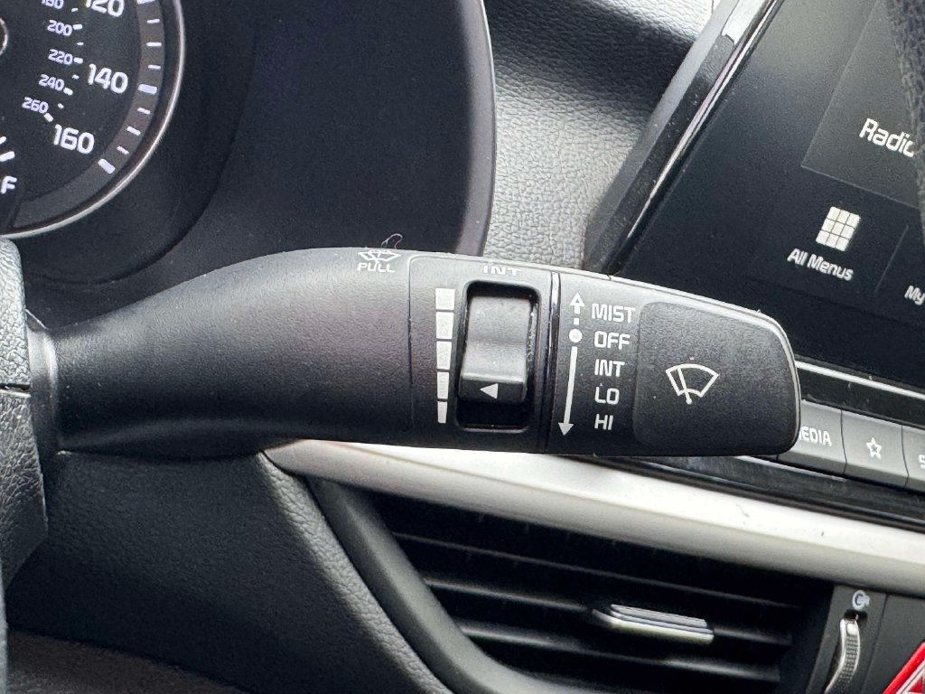 Used 2021 Kia Forte LXS FWD image 22