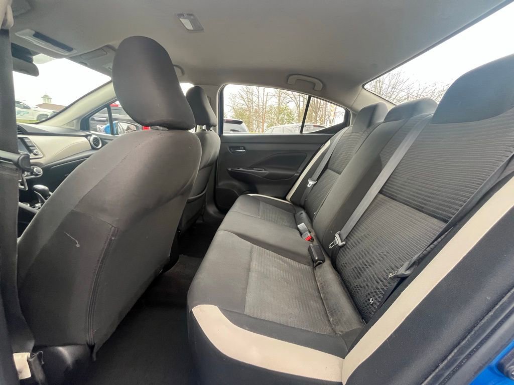Used 2021 Nissan Versa SV FWD image 16