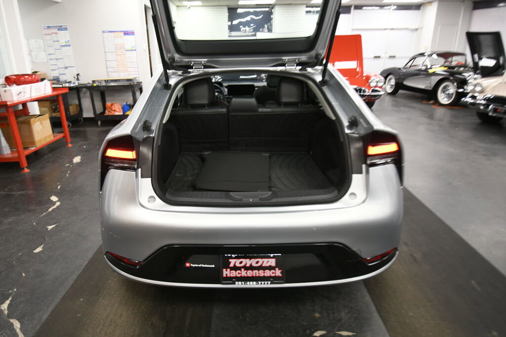 Used 2023 Toyota Prius Prime FWD image 24