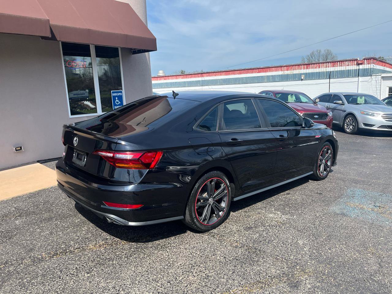 Used 2019 Volkswagen Jetta GLI image 5