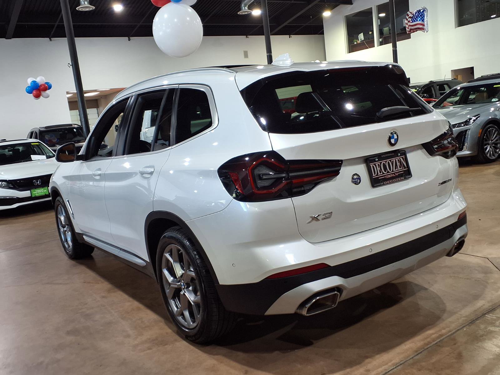 Used 2023 BMW X3 xDrive30i w/ Premium Package AWD/4WD image 3