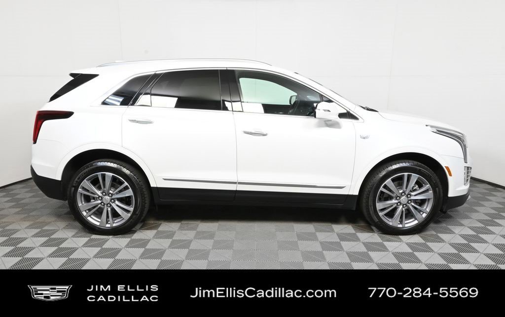 Certified 2025 Cadillac XT5 Premium Luxury image 29