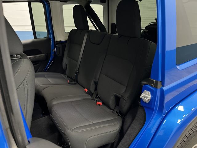 Used 2023 Jeep Wrangler Sahara w/ Safety Group image 30