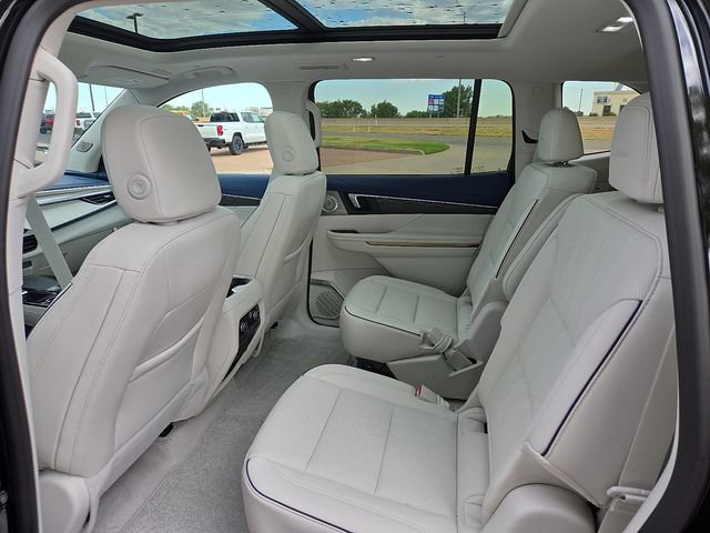 New 2026 Buick Enclave Avenir w/ LPO, All-Weather Package FWD image 8