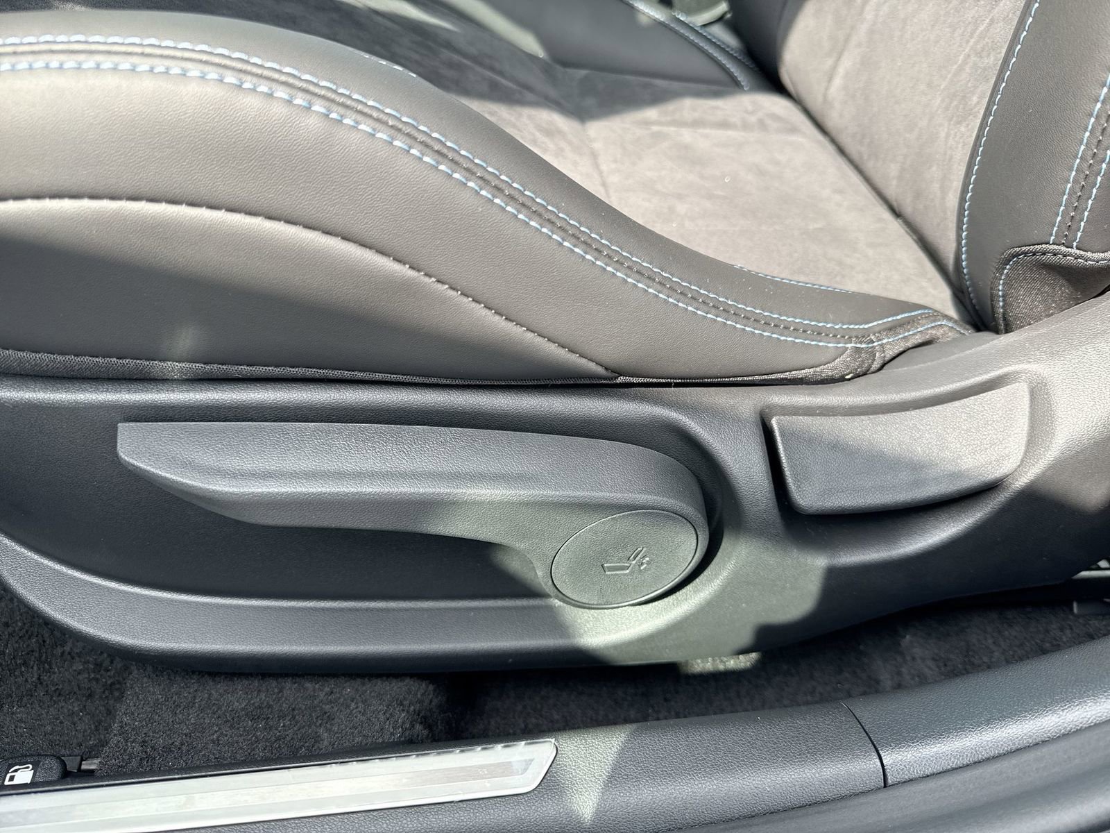 New 2025 Hyundai Elantra N image 13