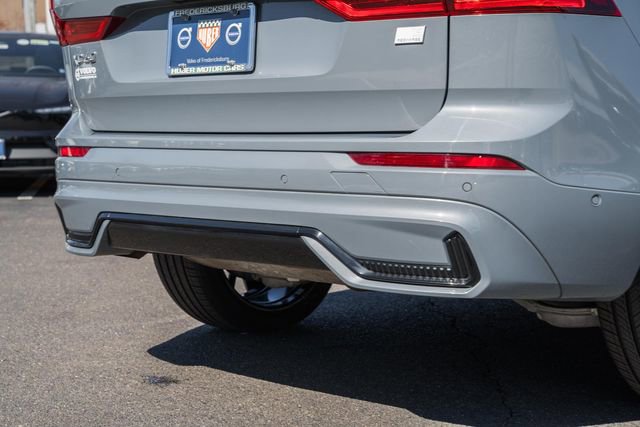 Certified 2022 Volvo XC60 T8 R-Design w/ Advanced Package image 9