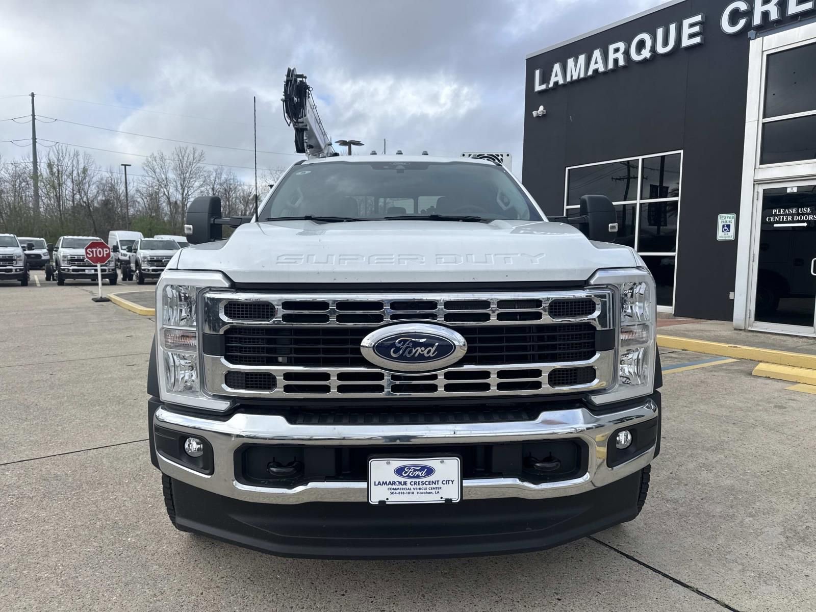 New 2026 Ford F550 4x4 Supercab Super Duty image 3