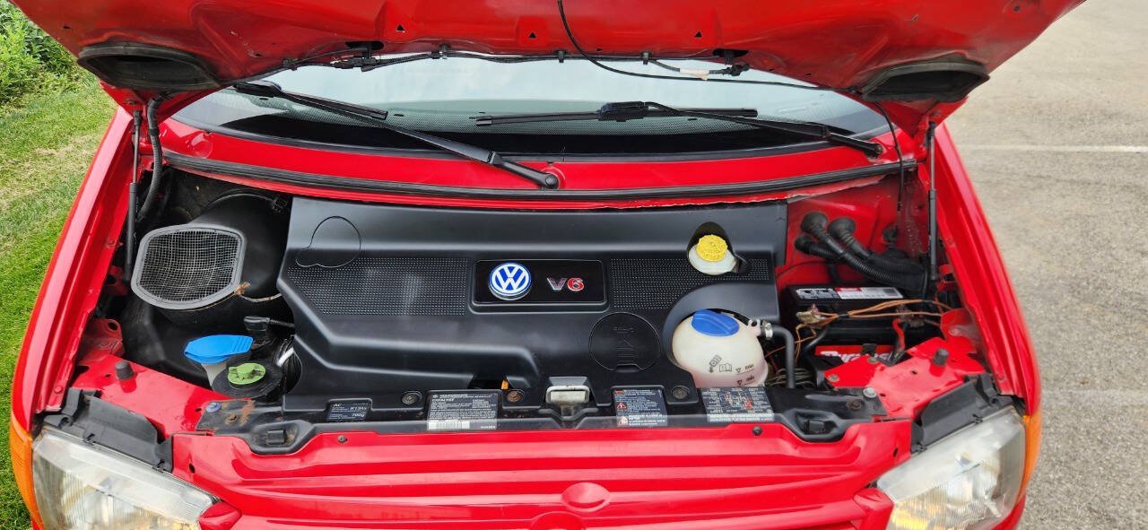 Used 2002 Volkswagen Eurovan MV FWD image 21