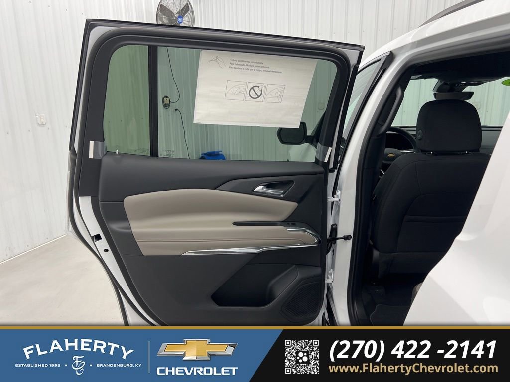 New 2026 Chevrolet Traverse LT FWD image 10