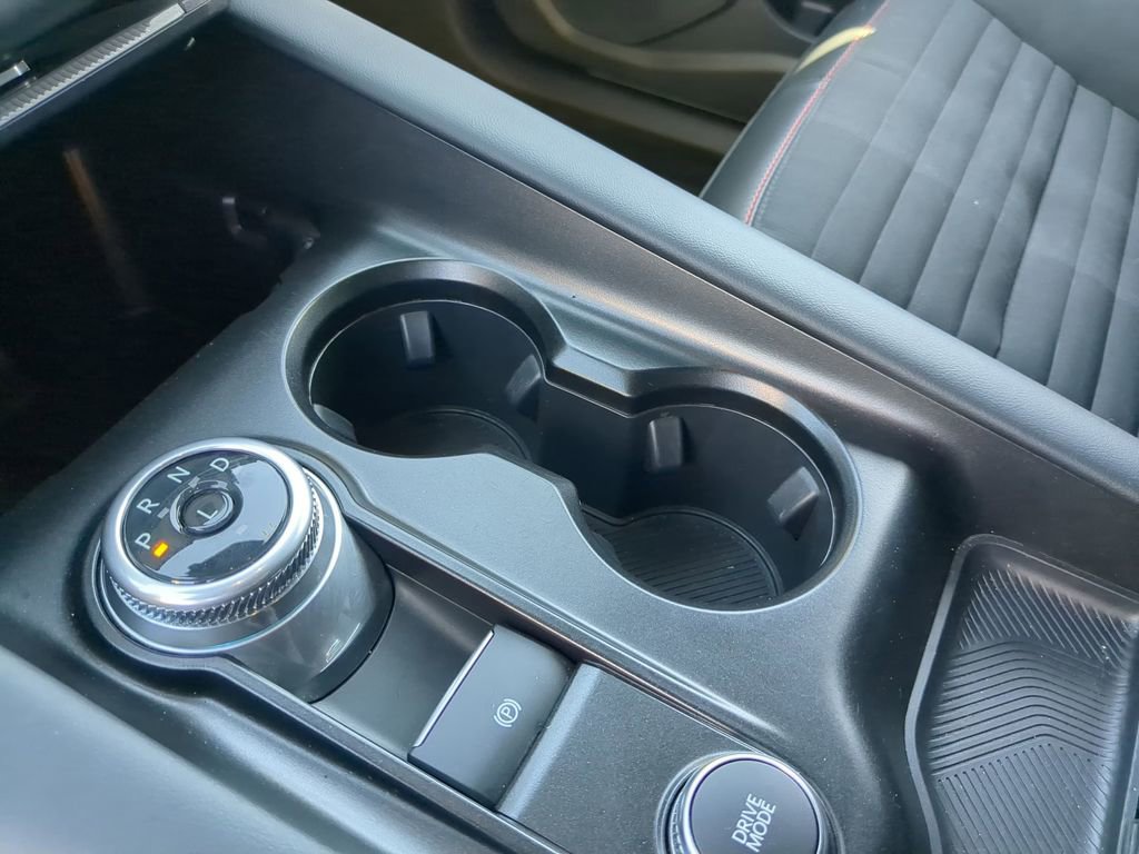 Used 2025 Ford Explorer ST-Line w/ ST-Line Street Pack image 24