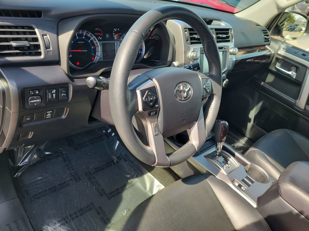 Used 2019 Toyota 4Runner Limited AWD/4WD image 7