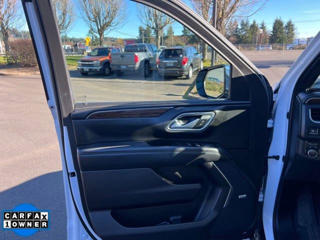 Used 2021 Chevrolet Tahoe Premier w/ Premium Package image 17