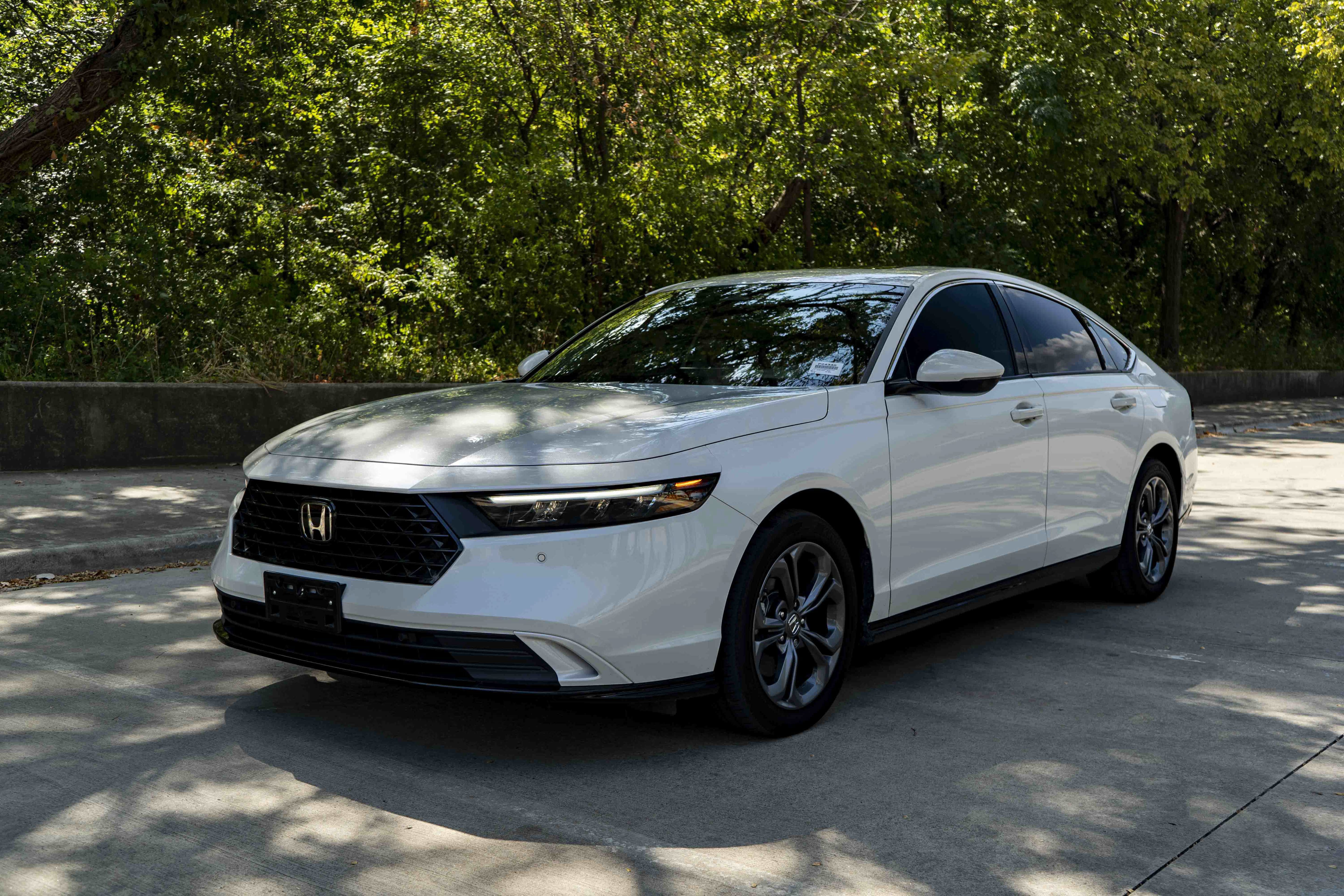 Used 2025 Honda Accord EX-L image 5