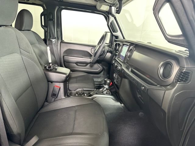 Used 2023 Jeep Wrangler Unlimited w/ 8.4" Radio Group image 27