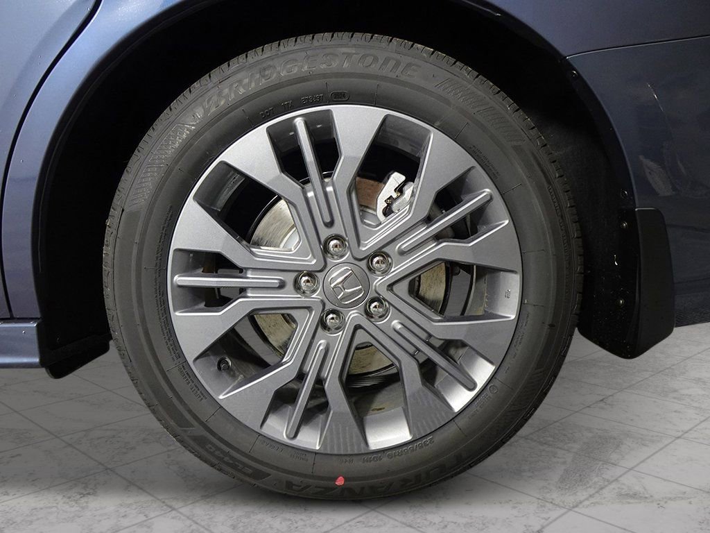 New 2026 Honda Odyssey Touring image 10
