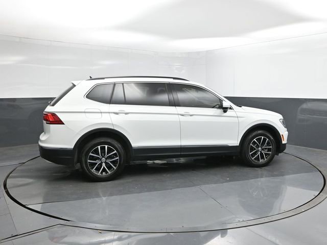Used 2021 Volkswagen Tiguan SE image 11