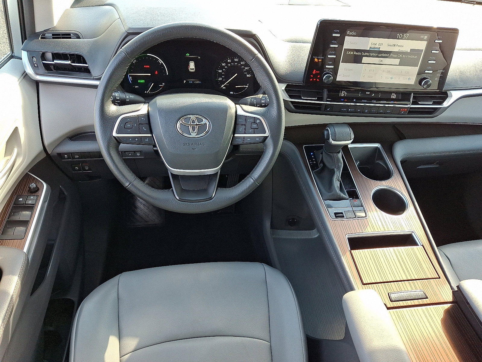 Certified 2024 Toyota Sienna XLE image 12
