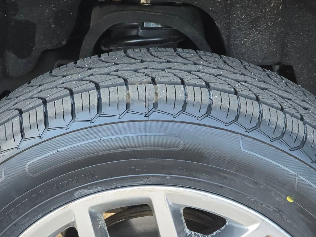 Used 2015 GMC Sierra 1500 SLE w/ SLE Value Package image 28