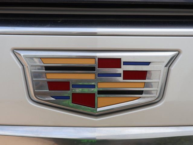 Certified 2025 Cadillac Escalade Premium Luxury Platinum image 19