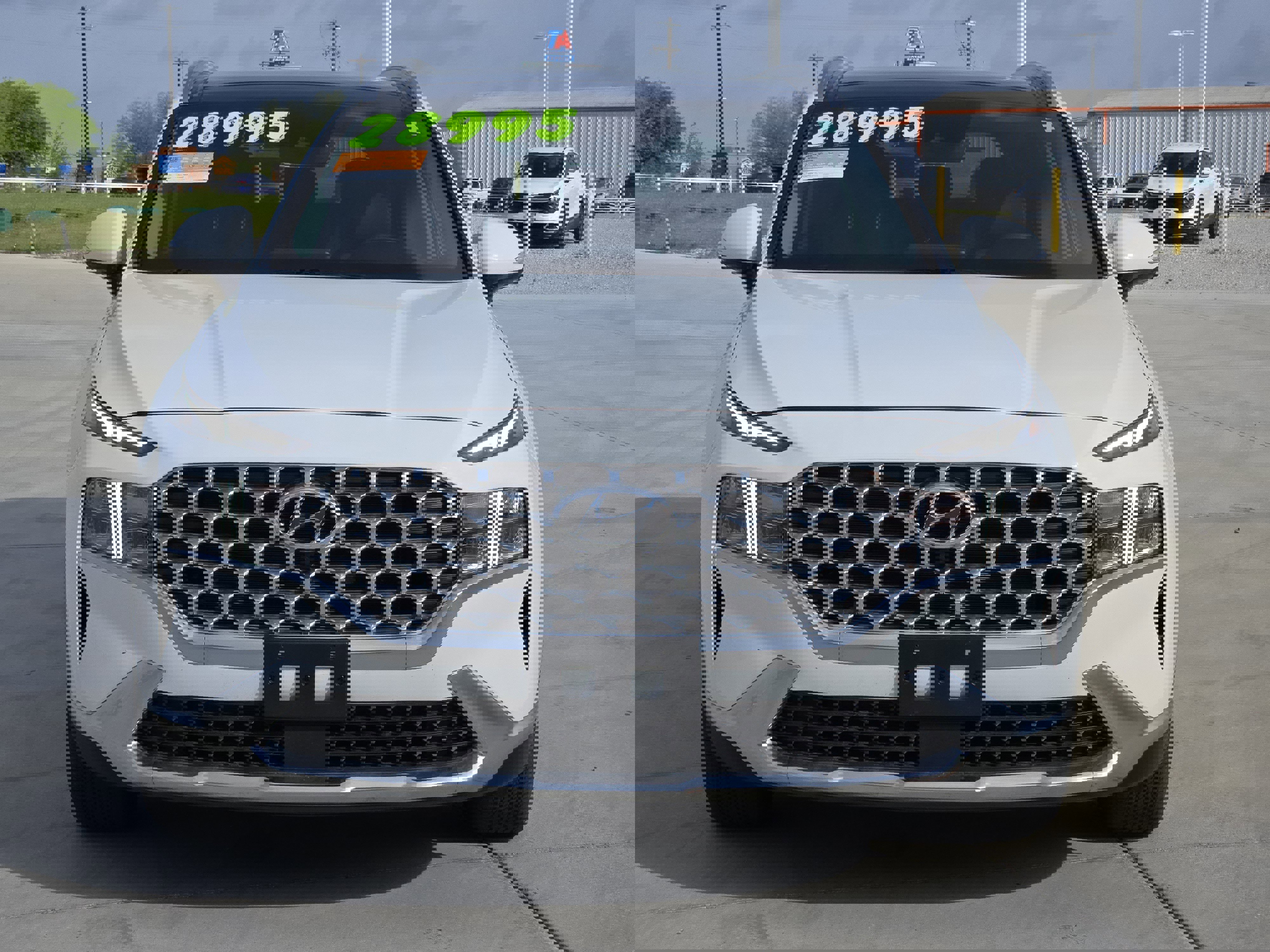 Used 2023 Hyundai Santa Fe SEL w/ Premium Package image 3