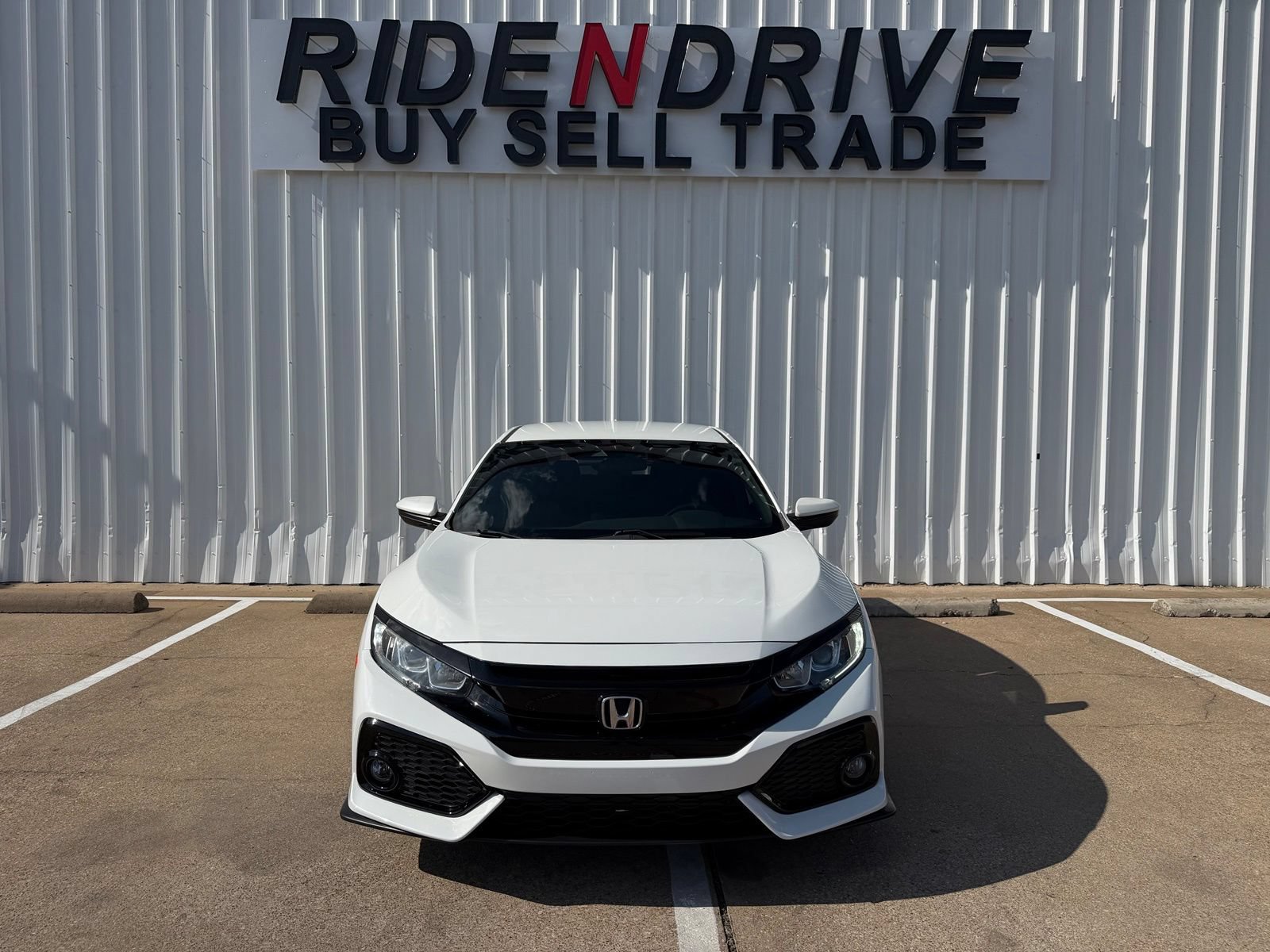 Used 2019 Honda Civic Sport image 9
