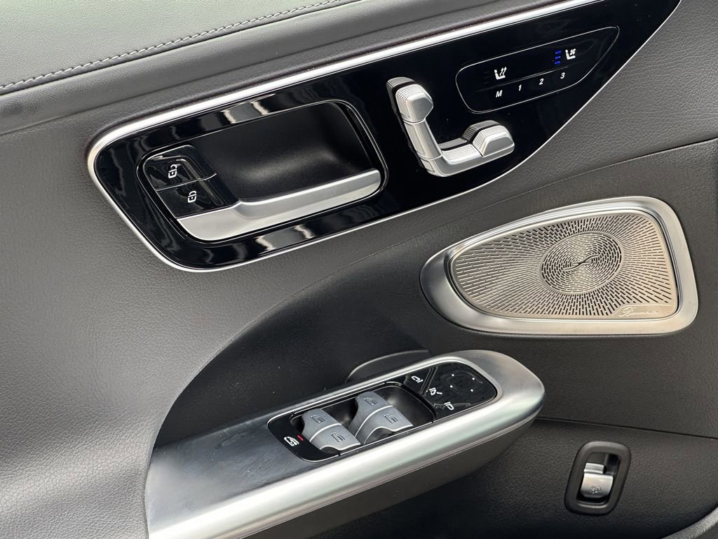 Used 2024 Mercedes-Benz C 300 4MATIC Sedan image 12