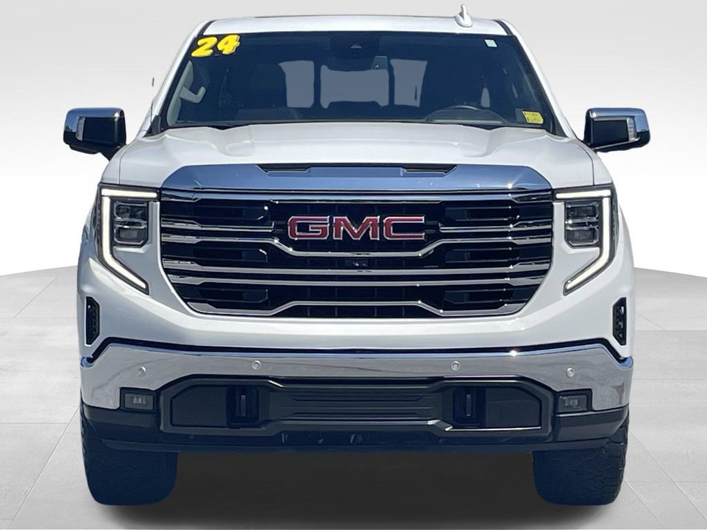 Used 2024 GMC Sierra 1500 SLT w/ SLT Premium Plus Package AWD/4WD image 9