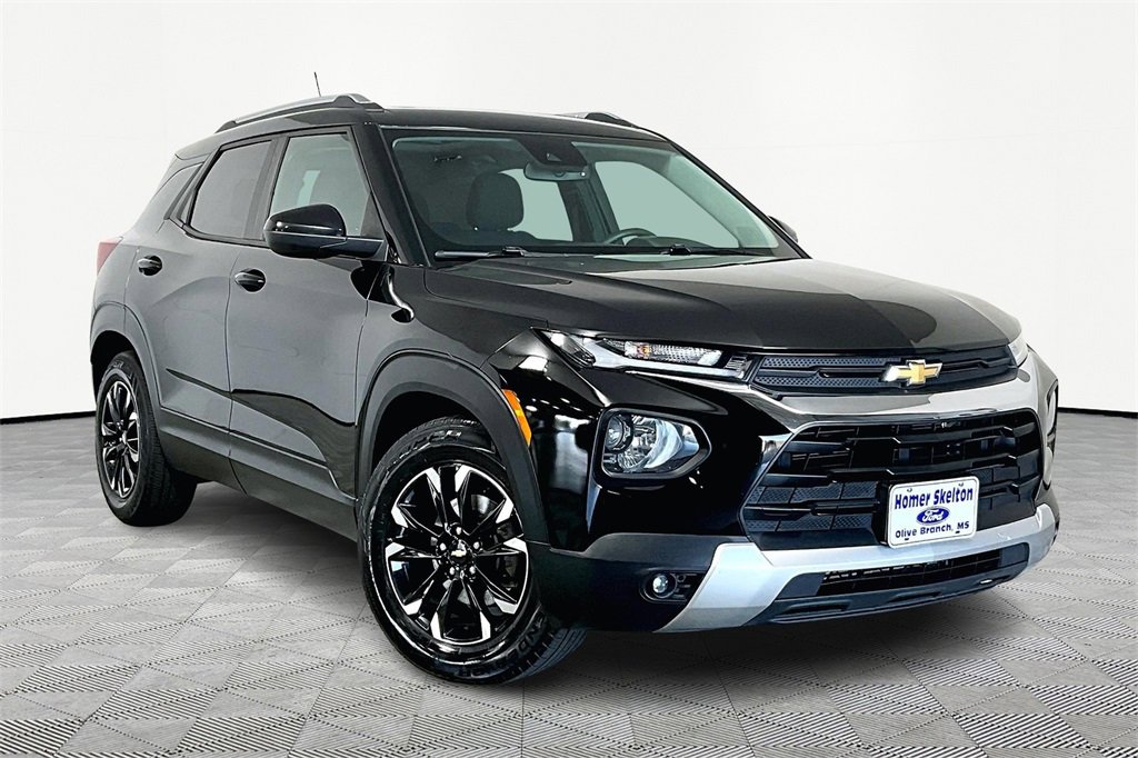 Used 2021 Chevrolet TrailBlazer LT w/ Sun and Liftgate Package