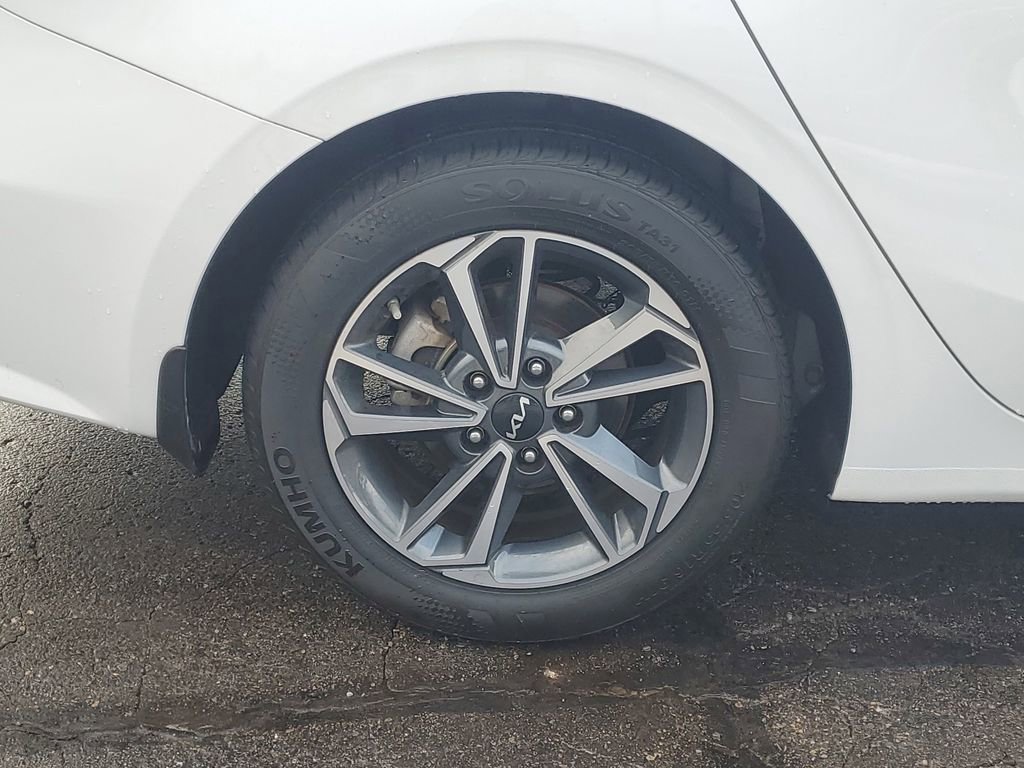Certified 2024 Kia Forte LXS image 5