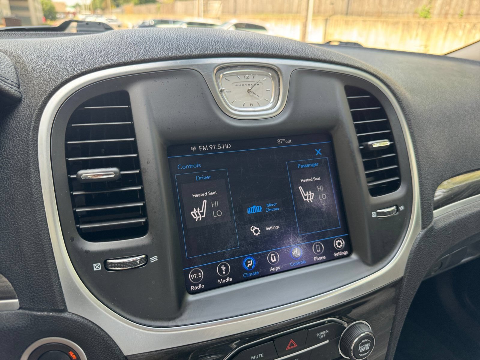 Used 2018 Chrysler 300 Touring L RWD image 25