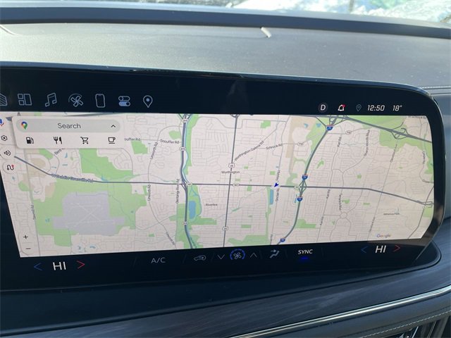 Used 2025 Chevrolet Tahoe LS image 18