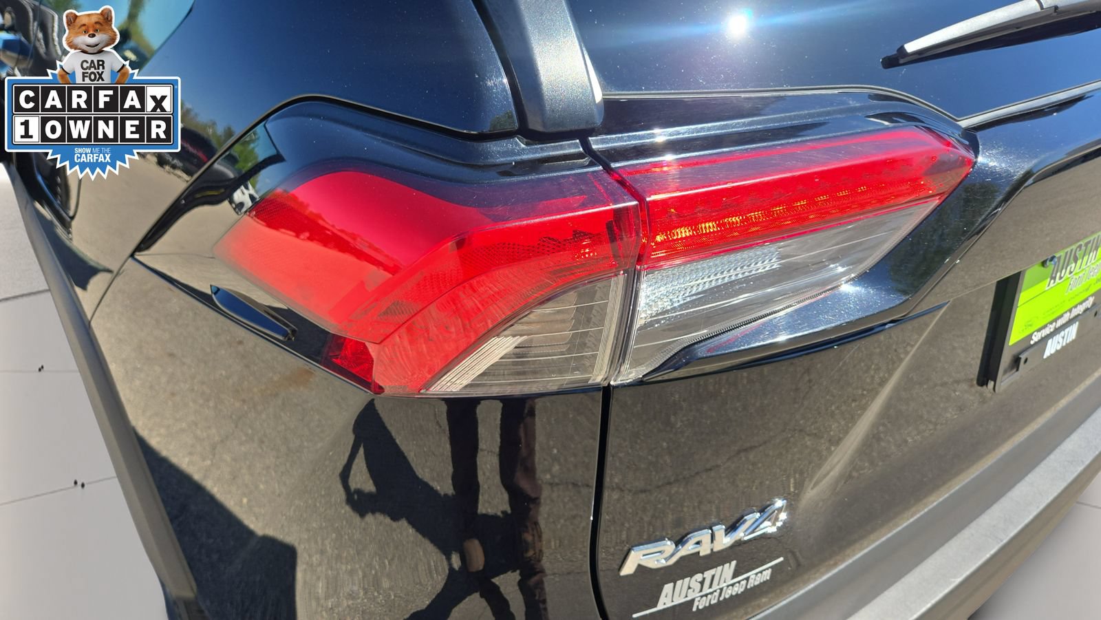 Used 2024 Toyota RAV4 LE AWD/4WD image 21