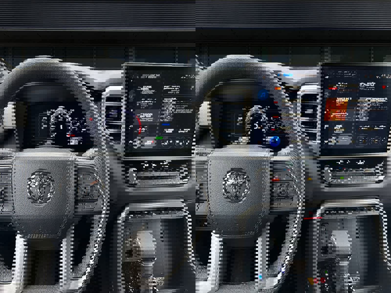 Used 2025 Toyota Tundra Limited image 4