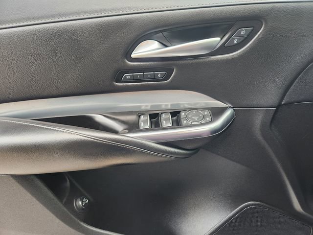 Used 2023 Cadillac XT4 Premium Luxury FWD image 23
